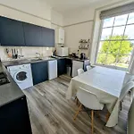 Eastgate Flat 23b 公寓